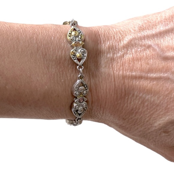 VNT Avon Bundle Heart Shape Link Bracelet with perfume bottle - Picture 7 of 9